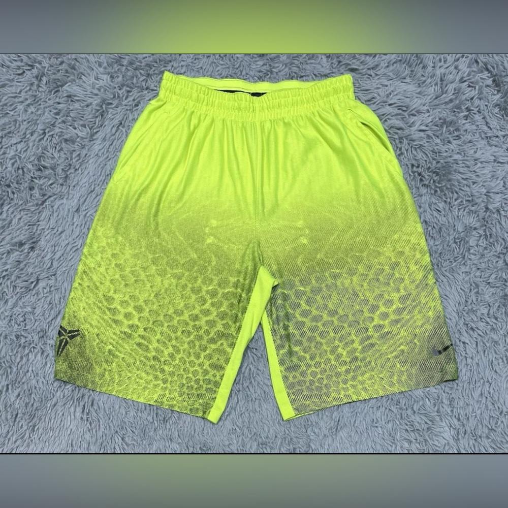 Nike Kobe Bryant Basketball Shorts Proto Grinch Volt & Black Large Dri Fit